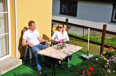 Terrasse vor einem Studio